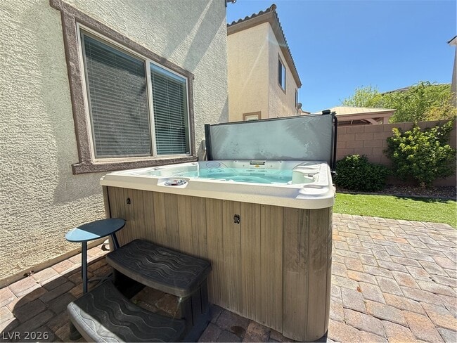 Building Photo - 7417 Amesbury St