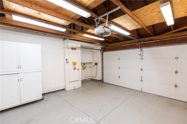 Building Photo - 270 Creekwood Ct