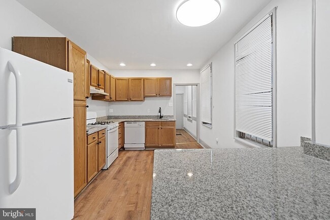 Building Photo - 2118 N Carlisle St