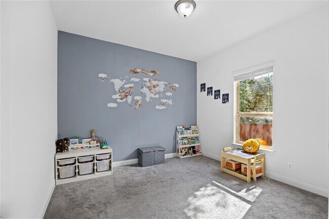 Building Photo - 15513 La Catania Way