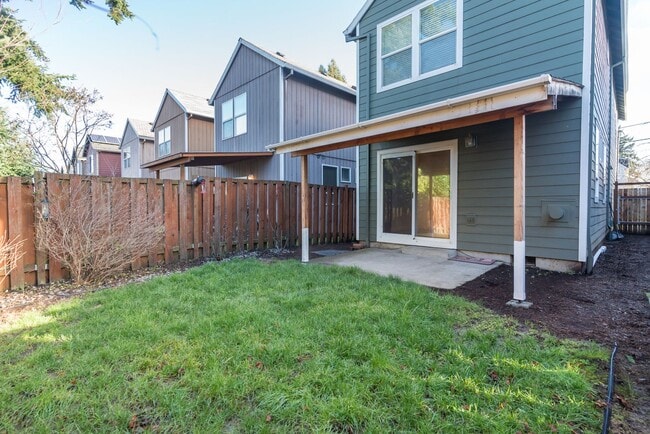 Building Photo - Super clean 3-bdrm/2-bath home in Kenton—C...