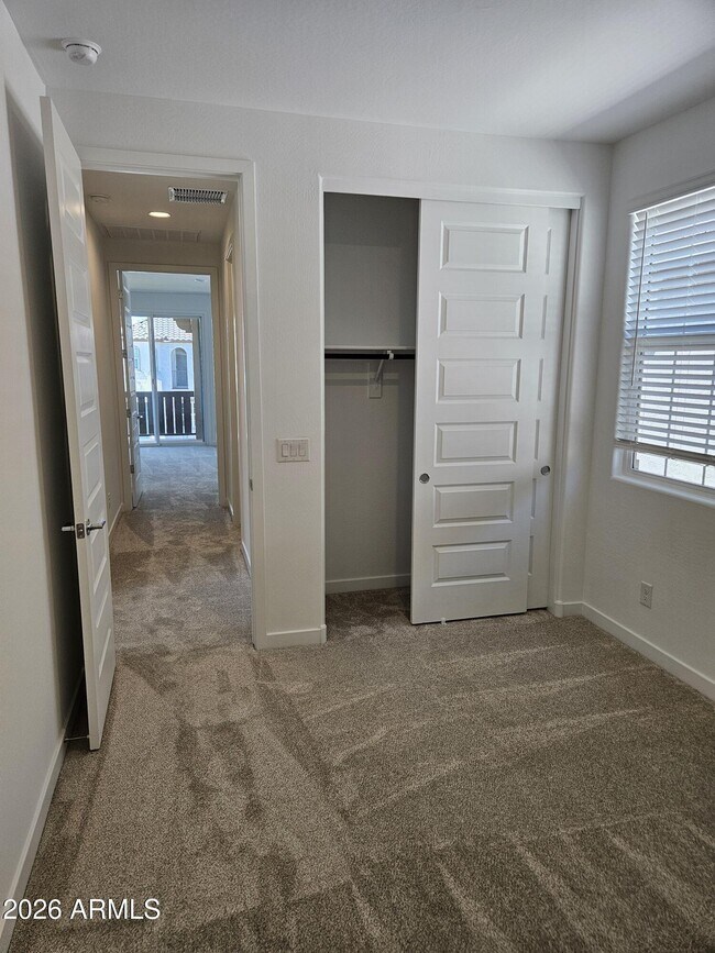 Building Photo - 3357 S Primrose
