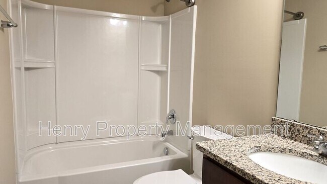 Building Photo - 1005 Magnolia Leaf Ct