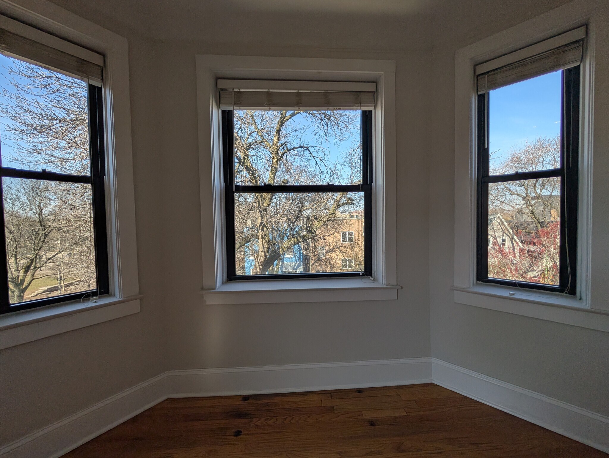 Building Photo - 2329 N Rockwell St