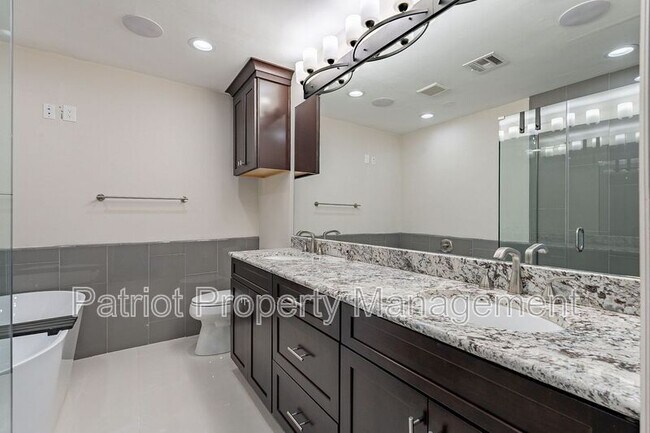 Building Photo - 5514 N 79th Pl