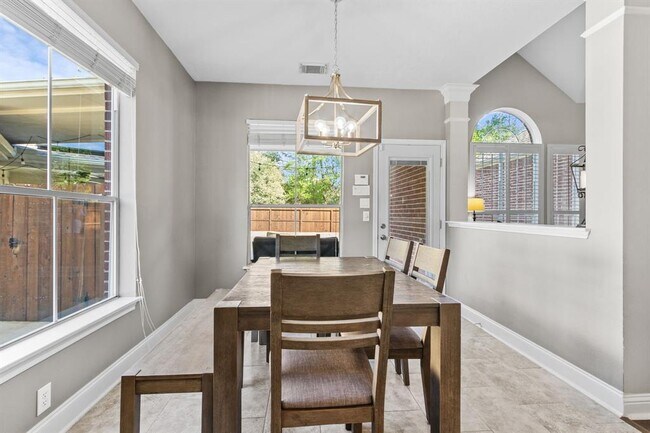 Building Photo - 13614 Cardinal Cove Ct
