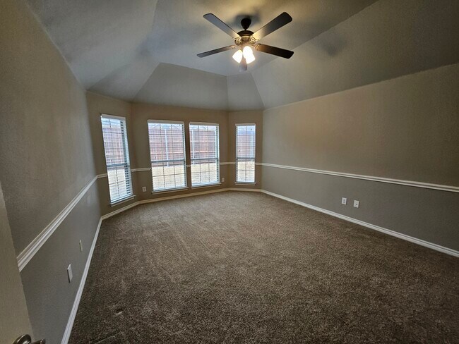 Building Photo - 11612 Wild Pear Ln