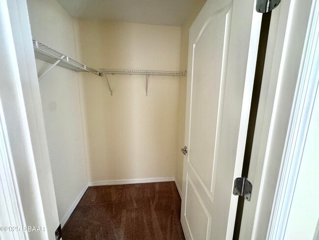 Building Photo - 28 Louvet Ln