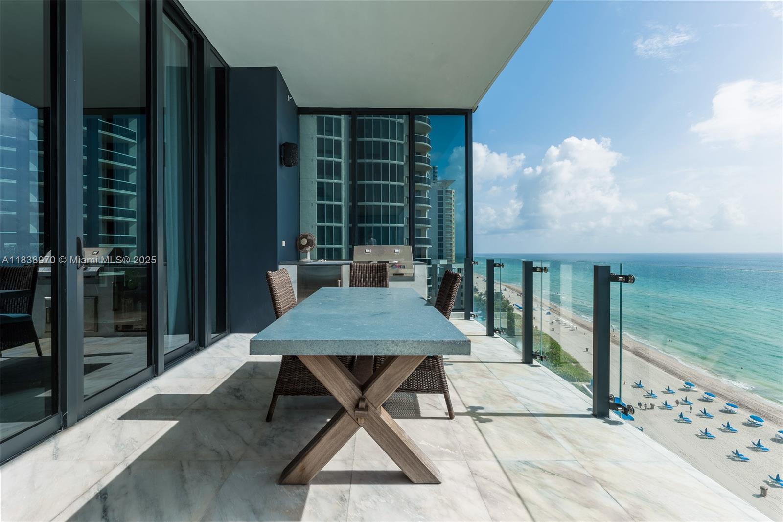 Building Photo - 17141 Collins Ave