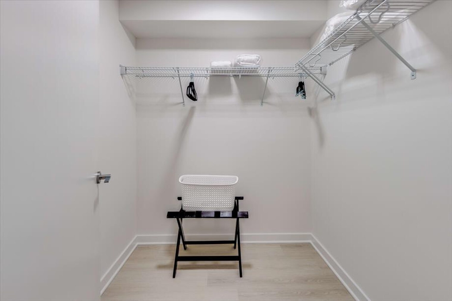 Building Photo - 1051 First St NE