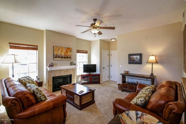 Building Photo - 1500 E Pusch Wilderness Dr