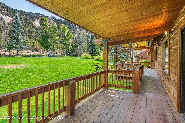 Building Photo - 17 Dakota Ct