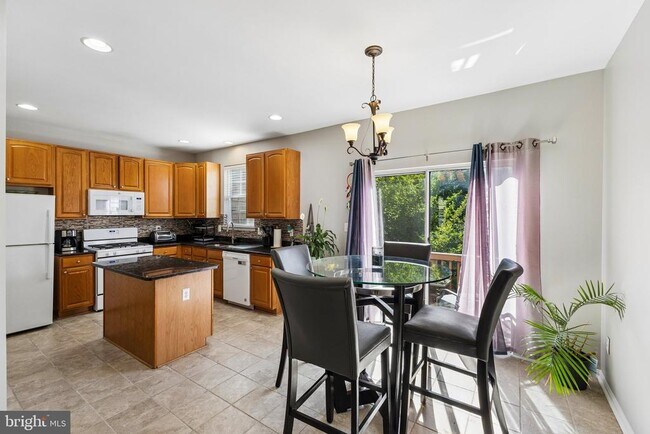 Building Photo - 12047 Kemps Landing Cir