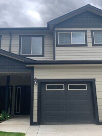 Building Photo - 2BED 2.5 BATH-NEWLY BUILT TOWNHOME IN A QU...