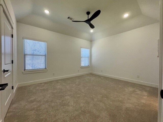 Building Photo - 12 Beneraird Ln