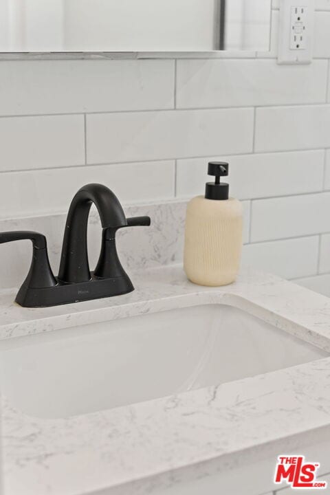 Building Photo - 1224 N Ogden Dr