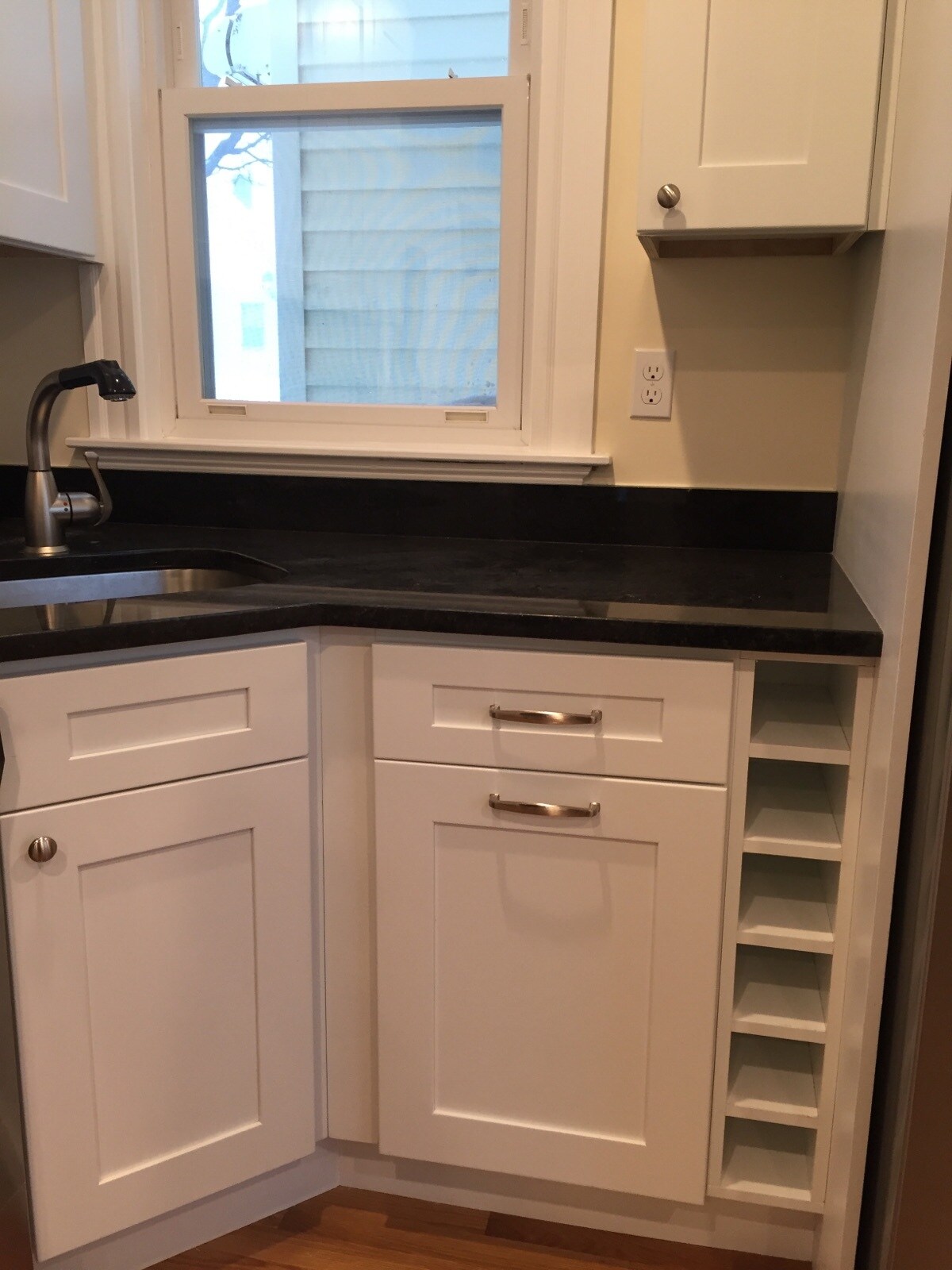 Building Photo - 48 Chester Ave