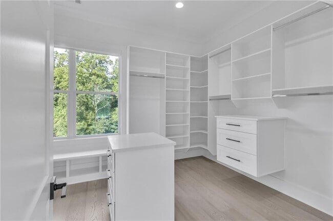 Building Photo - 3671 Hamilton Mill Rd