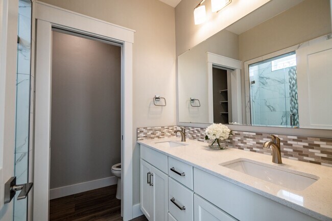 Building Photo - New home in Star Idaho's premier walking community!