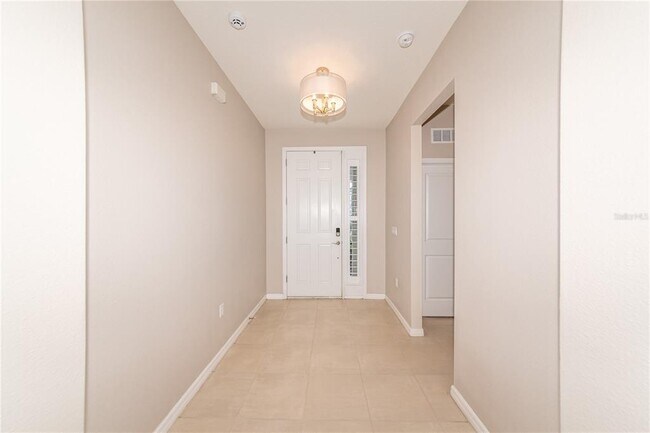 Building Photo - 16619 Mooner Plank Cir