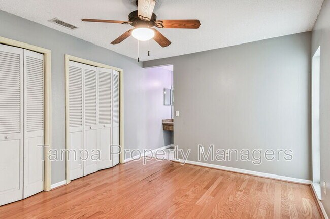 Building Photo - 16214 Pebblebrook Dr