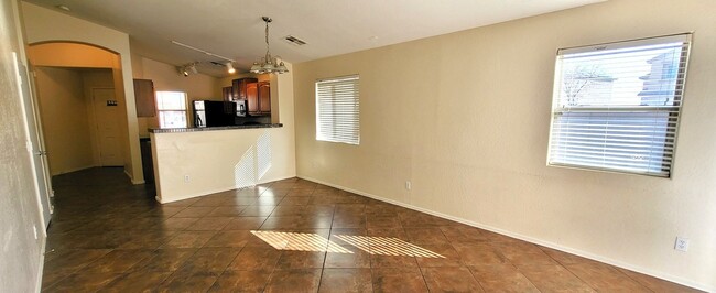 Building Photo - NICE 3 BED 2 BATH CORNER LOT HOME IN MARICOPA!!
