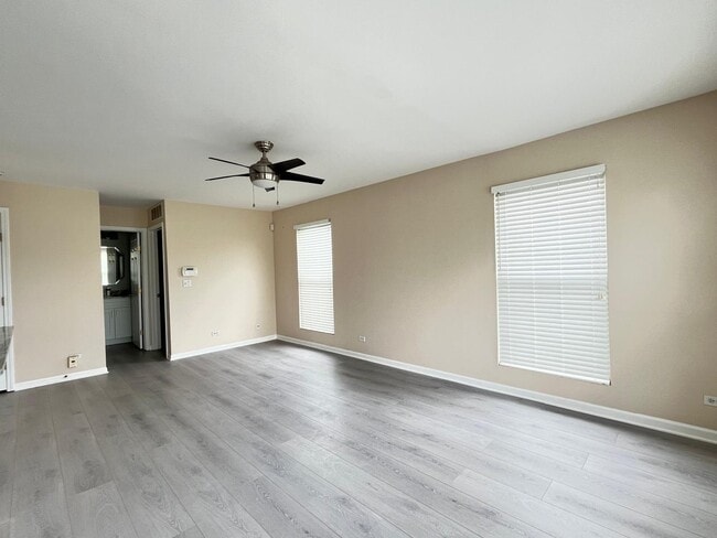 Building Photo - 468 Columbine Ln
