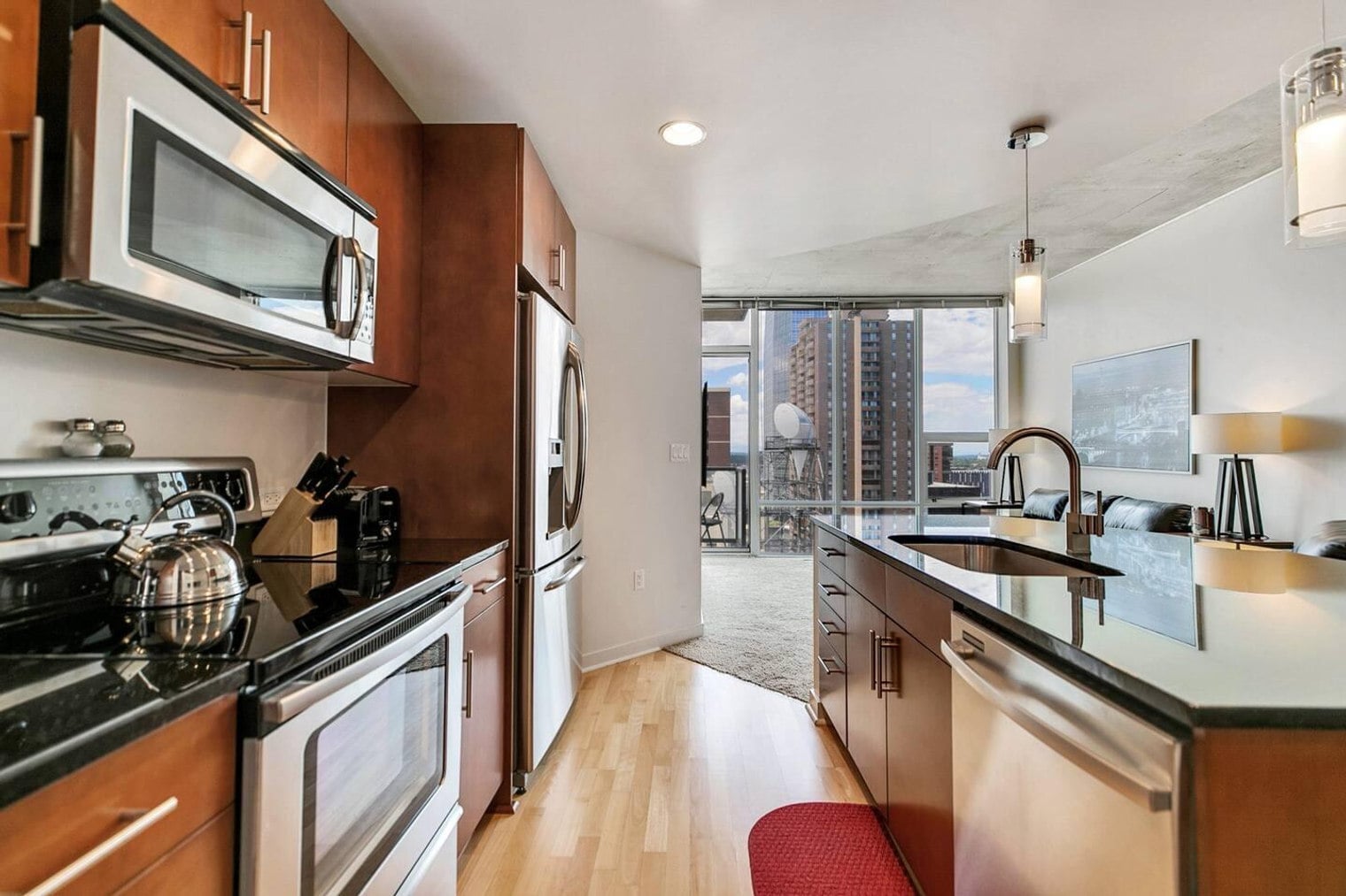 Building Photo - 1325 Stout St