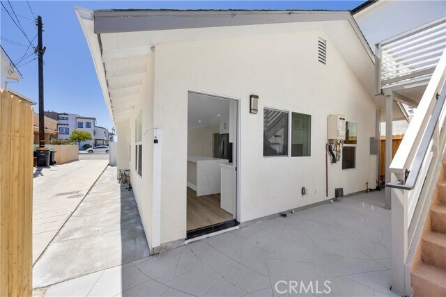 Building Photo - 806 W Balboa Blvd