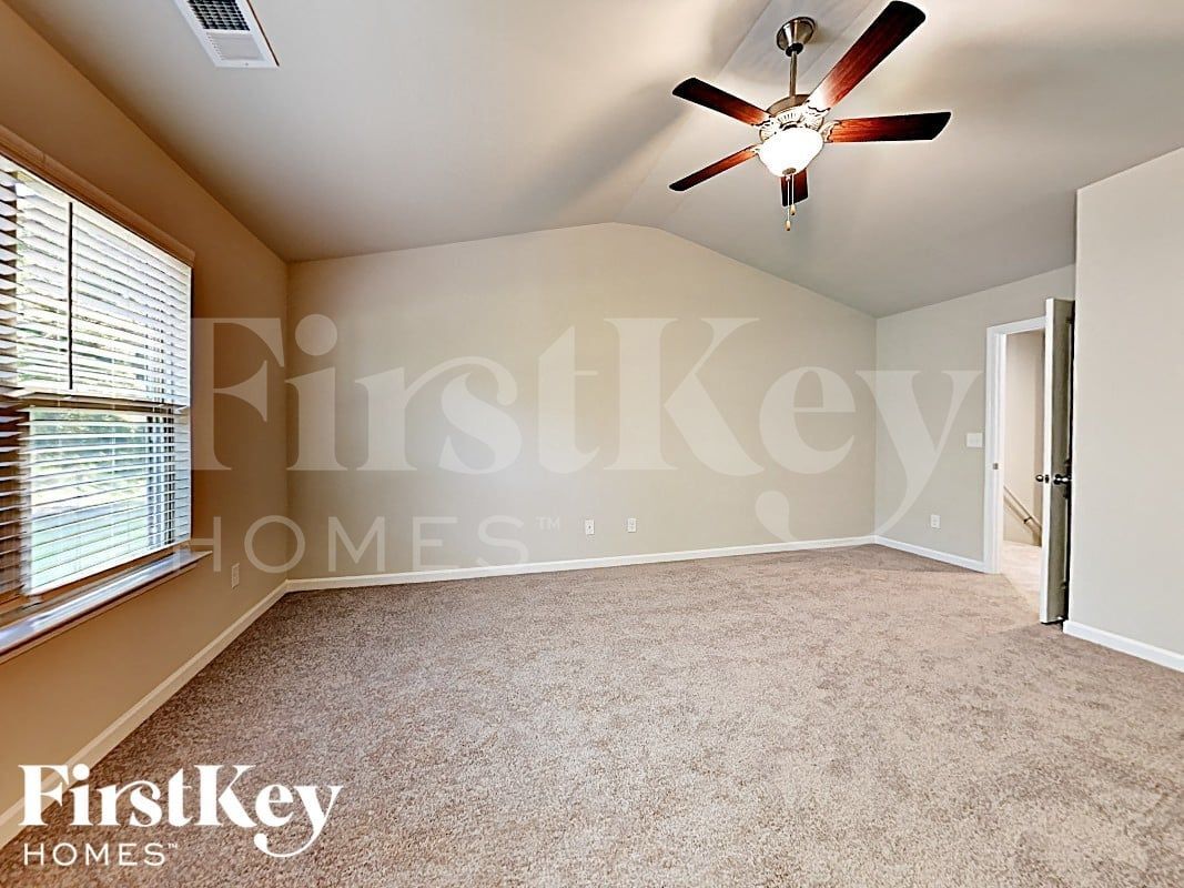 Building Photo - 1709 Rocky River Rd