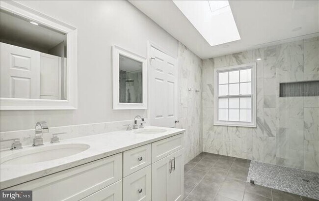 Building Photo - 3970 Burning Bush Ct