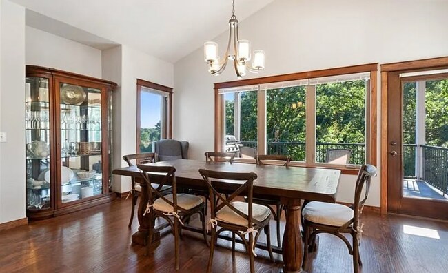 Building Photo - 944 Cove Ct NW