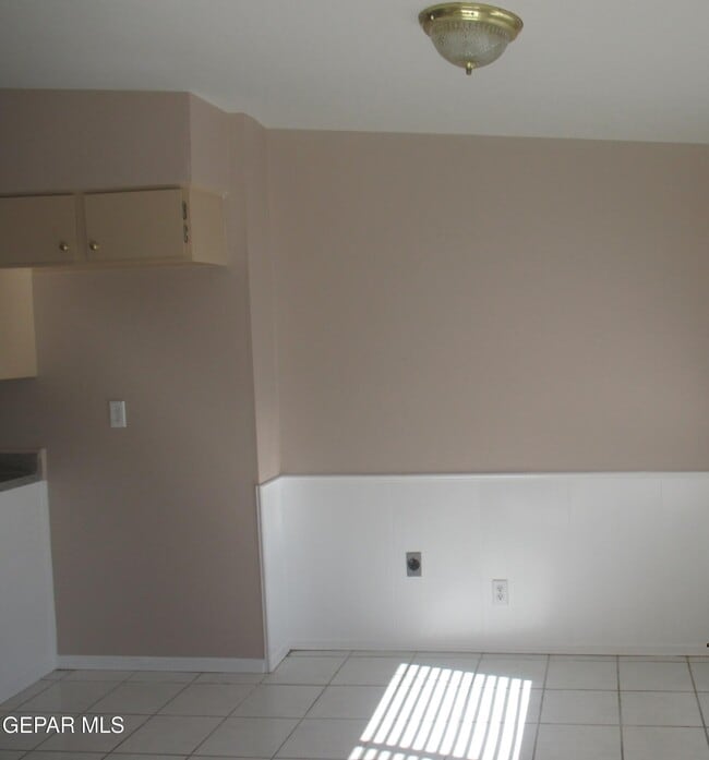 Building Photo - 128 Graphite Dr