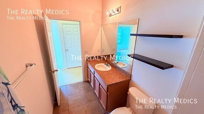 Building Photo - 4067 Knott Dr