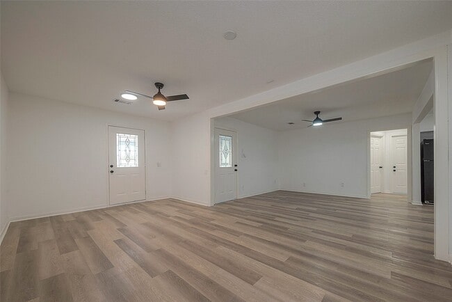 Building Photo - 3320 Hays St