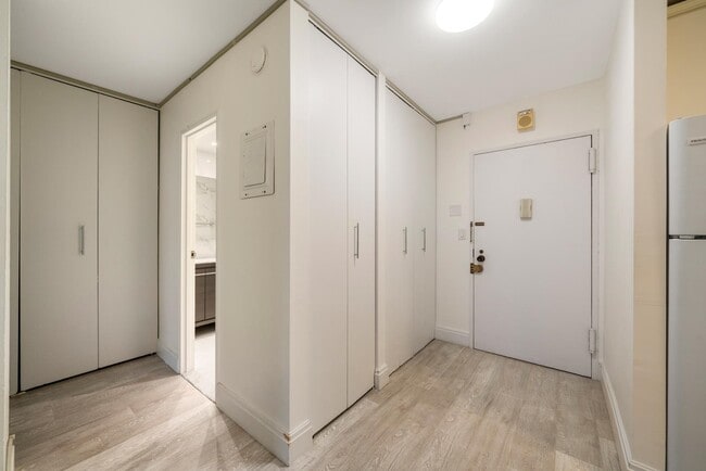 Building Photo - 7855 JFK Blvd E