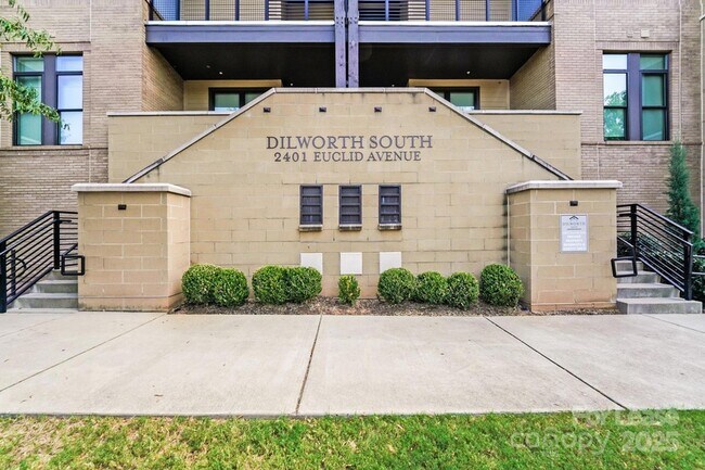 Building Photo - 2401 Euclid Ave