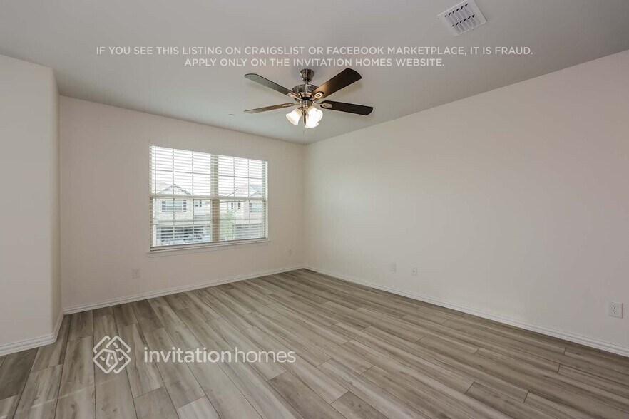 Building Photo - 762 Bonnet Trl