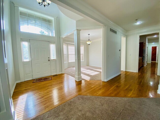 Building Photo - {15808} Hampton Place Two Story Home + Finished Basement + Three Car Garage + Blue Valley HS