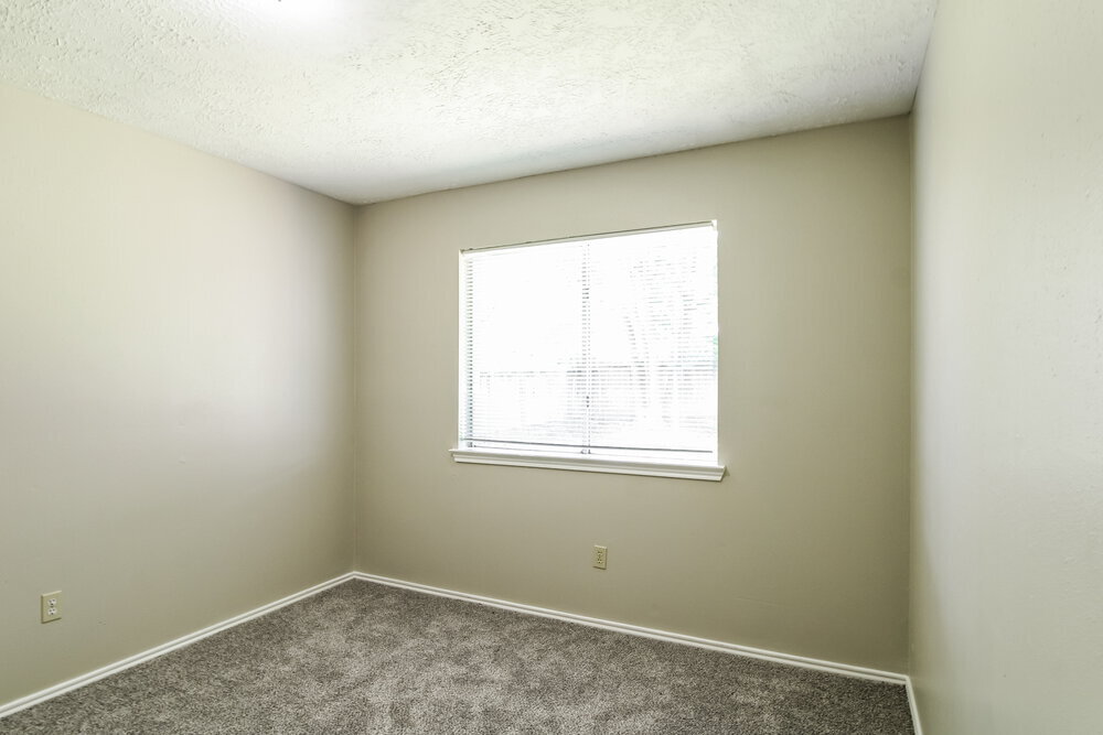 Building Photo - 901 Briarcreek Dr