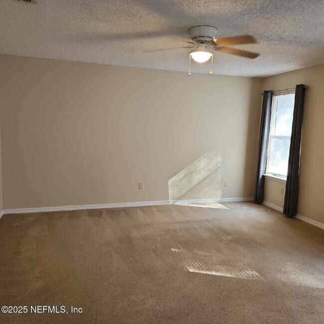 Building Photo - 2210 Captain Kidd Dr