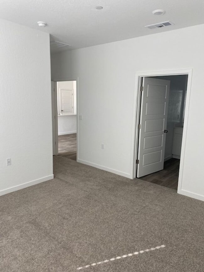 Building Photo - Beautiful 4BR Single-Level Home in Madera’s New Community!