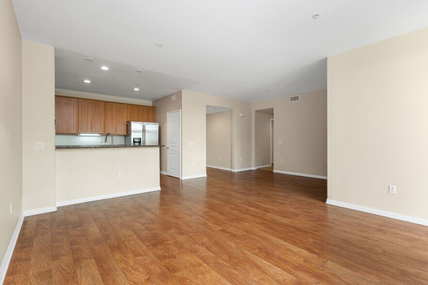 Building Photo - 12668 W Chapman Ave