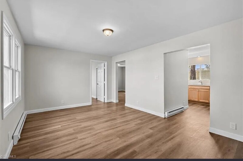 Building Photo - 3064 Indiana Ave