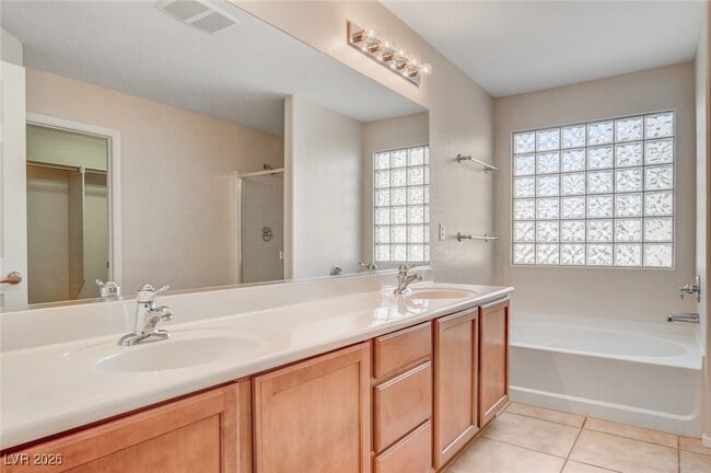 Building Photo - 2460 Rue Bienville Way