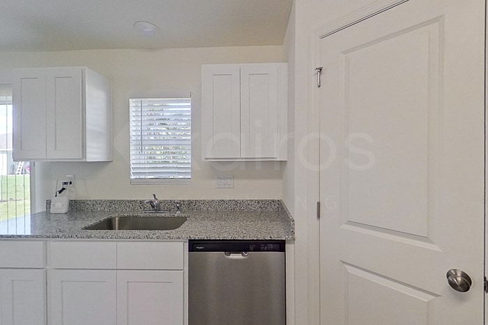 Building Photo - 3641 Bath Ln