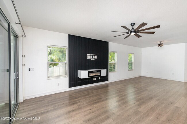 Building Photo - 1085 Caligula Ave SE