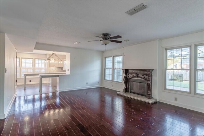 Building Photo - 149 Ledyard Dr