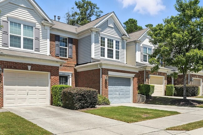 Primary Photo - WONDERFUL TOWNHOUSE IN CARY-3 BEDROOMS 2 1...