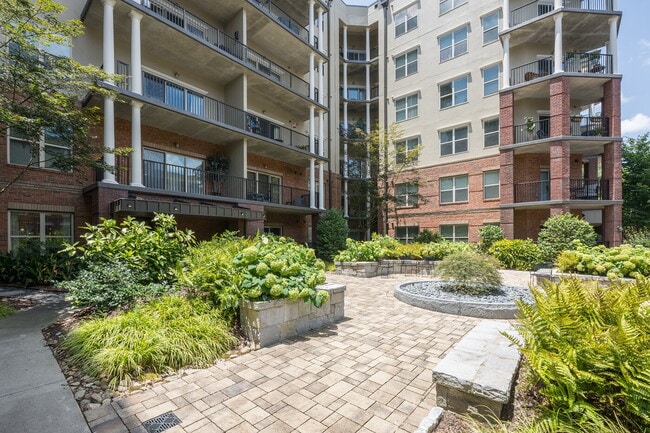 Building Photo - 200 River Vista Drive